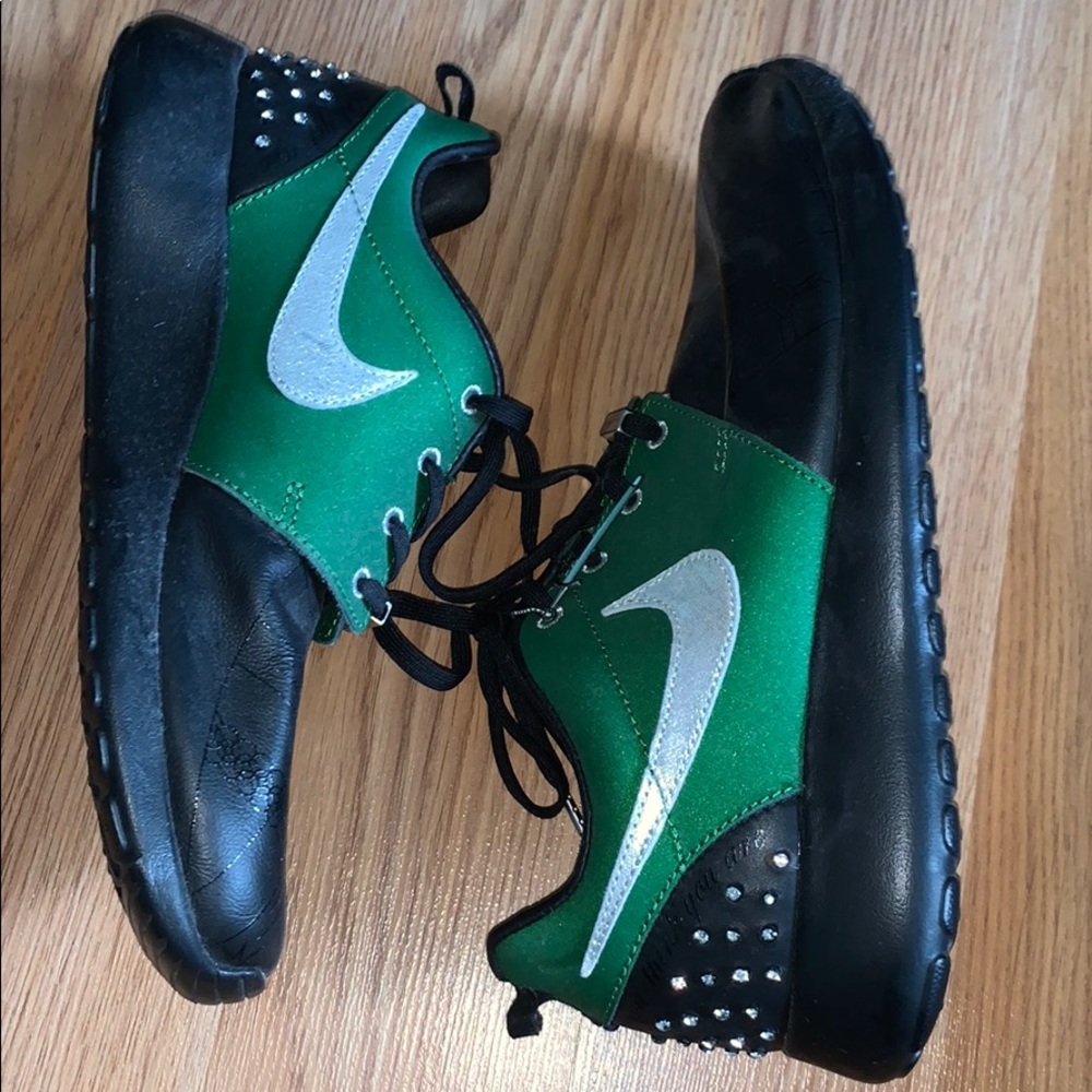 Exclusive Nike Roshe Runs